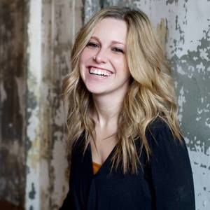 Meet your Posher, Carrie